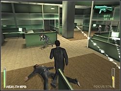 Dopiero teraz otwórz drzwi znajdujące się za rogiem i wejdź do pomieszczenia - składu - [Ghost] The Post Office - Breakout | Enter The Matrix - Enter The Matrix - poradnik do gry