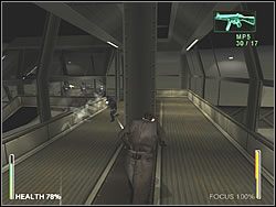 W zależności od Twoich postępów i prędkości w załatwianiu oponentów, spotkasz biegnących w Twoją stronę policjantów w innym miejscu - [Ghost] The Airport - Monorail | Enter The Matrix - Enter The Matrix - poradnik do gry