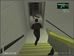 Gdy już oczyścisz rusztowanie na widzianym wcześniej z góry budynku, wracaj po schodach do wieży kontrolnej - [Ghost] The Airport - Control Tower | Enter The Matrix - Enter The Matrix - poradnik do gry