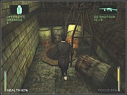 Dokładnie w miejscu, w którym się pojawili, znajdziesz krótki tunel z dziurą w podłodze na końcu - [Ghost] The Sewers - Pumped | Enter The Matrix - Enter The Matrix - poradnik do gry