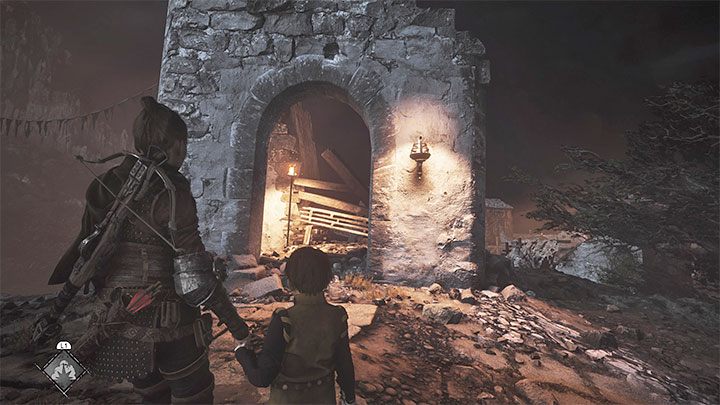 Waszym celem podróży jest zrujnowany budynek z dołączonego obrazka - Plague Tale Requiem: Dotarcie do portu (Reach the port) - solucja, opis przejścia - A Plague Tale Requiem - poradnik do gry