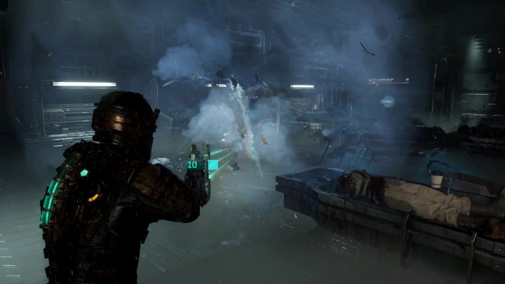 W Dead Space Remake oprócz używania broni palnej powinniście wspierać się innymi technikami, które będą pomocne w pokonywaniu nekromorfów - Dead Space Remake: Porady na start - Dead Space Remake - poradnik do gry