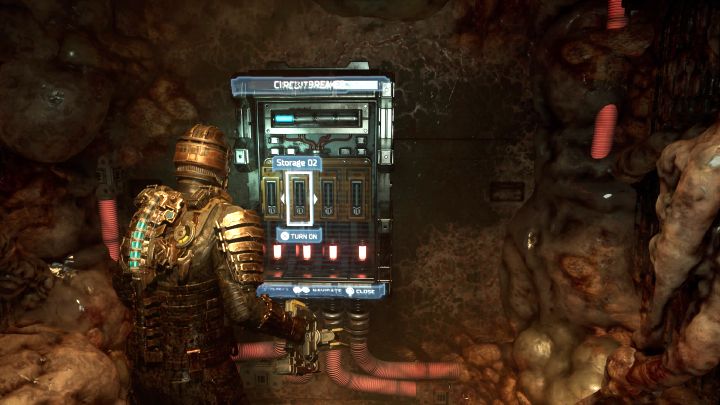 Na końcu korytarza znajduje się wyłącznik - możecie go używać do otwierania bocznych drzwi - Dead Space Remake: Metody naukowe (Scientific Methods) - Dead Space Remake - poradnik do gry