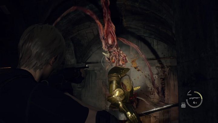 Gdy wystarczająco go zranicie walka stanie się łatwiejsza - wyjdą mu bowiem macki z głowy, a tym samym łatwiej będzie go wykończyć - Resident Evil 4 Remake: Merciless Knight - Resident Evil 4 Remake - poradnik do gry
