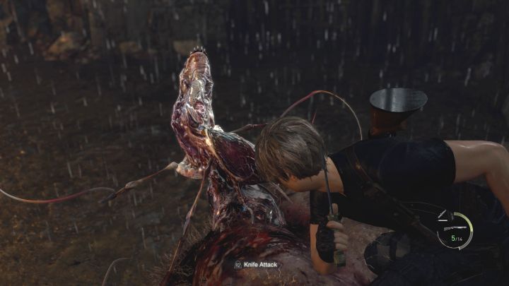 Po udanym osłabieniu pasożyta El Gigante padnie na ziemię - Resident Evil 4 Remake: Jak pokonać bossa El Gigante? - Resident Evil 4 Remake - poradnik do gry