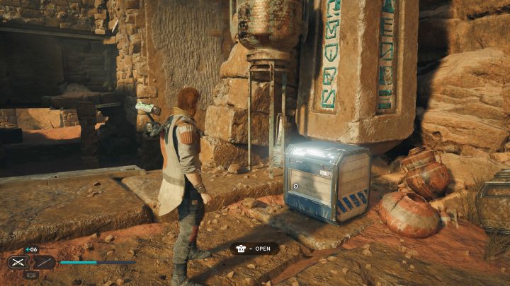 Skrzynia jest na tej samej półce, co opisana powyżej szczelina Mocy - Jedi Survivor: Mury klasztorne z planety Jedha - lista sekretów - Star Wars Jedi Survivor - poradnik do gry