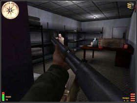 W widocznym na screenie pomieszczeniu oprócz strażnika czekają na Ciebie cenne przedmioty - Bizerte Harbor (4) | MISJA 4 - Tunisia | MoH Alied Assault Breakthrough - Medal of Honor: Allied Assault - Breakthrough - poradnik do gry