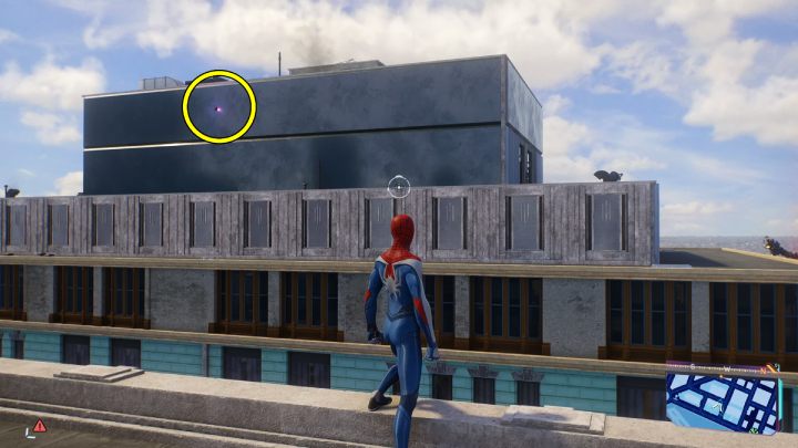 Ten Spider Bot jest na przy dachu budynku - Spider Man 2: Wszystkie Spider Boty lokacje - Spider Man 2 - poradnik do gry