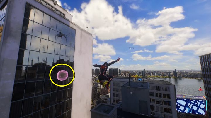 Ten Spider Bot jest na szczycie wysokiego wieżowca - Spider Man 2: Wszystkie Spider Boty lokacje - Spider Man 2 - poradnik do gry
