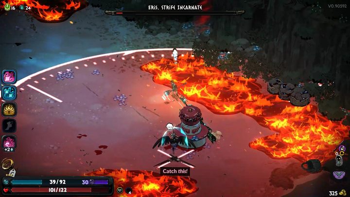 Na arenie znajdują się także kałuże oleju, które Eris będzie podpalać podczas walki - Hades 2: Jak pokonać Eris? - Hades 2 - poradnik do gry
