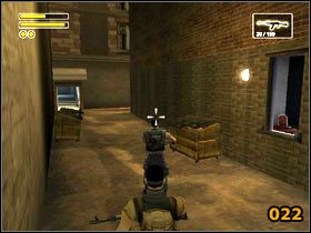 Wyjdź na zaplecze sklepiku i cyrkluj na schody po prawej - Hotel | Solucja | Freedom Fighters - Freedom Fighters - poradnik do gry