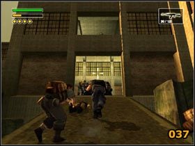 Owa składnica dzieli się na dwie hale - Harbor | Solucja | Freedom Fighters - Freedom Fighters - poradnik do gry