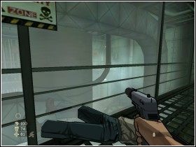 W miejscu, gdzie kapitan przeprowadzi krótką rozmowę z marynarzem, zabij tego marynarza oraz człowieka z obsługi technicznej - [Solucja] Okręt podwodny cz.2 | XIII - XIII - poradnik do gry