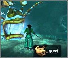 Gdy tylko boss wystawi głowę z jednej z dziur każ PeyJowi wykonać na nim swój superskok (E) - 16 Black Isle | Beyond Good & Evil - Beyond Good & Evil - poradnik do gry