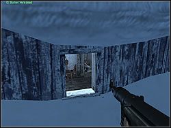 Zacznij obchodzić budynek przeciwnie do ruchów wskazówek zegara - Iceberg cd. | Operation Snowball do Hidden and Dangerous 2 - Hidden and Dangerous 2 - poradnik do gry