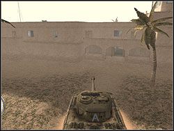 Czas użyć nowy nabytek w celu oczyszczenia okolicy głównego budynku - Whisky Bar cd. | Operation Nomad | Hidden and Dangerous 2 - Hidden and Dangerous 2 - poradnik do gry