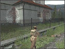 Trzecim osobnikiem podejdź willę, z prawej strony, czyli od tyłu - Business cd. | Operation Liberator | Hidden and Dangerous 2 - Hidden and Dangerous 2 - poradnik do gry