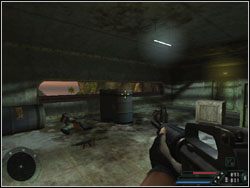 i dojdź do pomieszczenia z podłużnym oknem z widokiem na zewnątrz - Misja 07 - Bunker | Far Cry - Far Cry - poradnik do gry