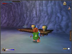 Pozbieraj skarby (znajdziesz je również w złocistych urnach) i podnieś srebrny klucz - 05 - Riddles in the Dark cz.2 | The Hobbit - The Hobbit - poradnik do gry