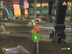 Po walce zabierz łańcuch wrac z kryształami, wskocz na linę i czekaj, aż się opuści - 10 - The Gathering of the Clouds | The Hobbit - The Hobbit - poradnik do gry