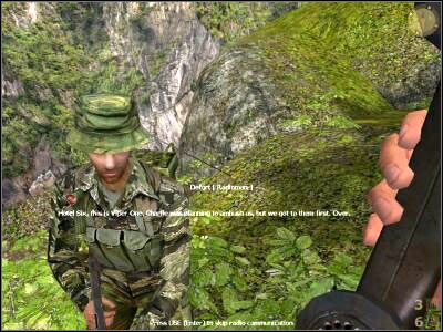 Podejdź do radiowca i powiedz dowódcom o planowanej przez Vietcong zasadzce - Hanging Bridge cz.4 | Vietcong Fist Alpha - Vietcong: Fist Alpha - poradnik do gry