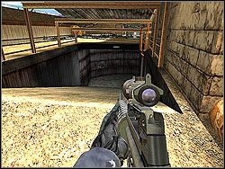 Nie korzystaj ze schodów prowadzących do piwnicy - Jasper Heart - Opis (2) - Misja 3 - Tom Clancys Rainbow Six 3: Athena Sword - poradnik do gry