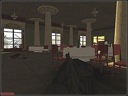 Z kuchni, dwa przejścia prowadzą na stołówkę - Omega Shadow - Opis (2) - Misja 4 - Tom Clancys Rainbow Six 3: Athena Sword - poradnik do gry