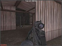 Ruszaj znaną Ci trasą aż do budki umożliwiającej przejście pod schody - Jagged Silver - Opis (1) - Misja 7 - Tom Clancys Rainbow Six 3: Athena Sword - poradnik do gry