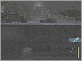 Skieruj się przed siebie i podnieś kasetę, po czym zapisz stan gry - Grounds for Assault (1) | Scena 6 | Manhunt - Manhunt - poradnik do gry