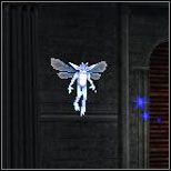 Chochlik - małe, złośliwe stworzenie rzucające w nas kulami energii, pojawia się w grupach, nieodporny na czar Rictusempra, należy stosować uniki - Przeciwnicy | Podstawy Harry Potter i Więzień Azkabanu - Harry Potter i Więzień Azkabanu - poradnik do gry