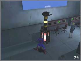 Omijając poruszające się lasery, przedostań się na drugi koniec korytarza - [Misja 4] Zamach w Oscorp cz.3 | Spider-Man 2 The Game - Spider-Man 2: The Game - poradnik do gry