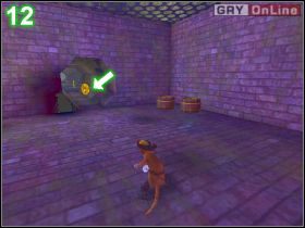 Po jej przesunięciu uważaj - kwas zacznie się podnosić - [POZIOM 13] Poos n Boots Escapes Prison cz.2 | Shrek 2 The Game - Shrek 2: The Game - poradnik do gry