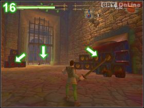 Po drugiej stronie, na obrazku [15] , prawą strzałką wskazane są skrzynki-niespodzianki, środkową dźwignia otwierająca drzwi wskazane strzałką lewą - [POZIOM 14] Shrek Escapes Prison cz.2 | Shrek 2 The Game - Shrek 2: The Game - poradnik do gry