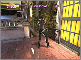 Przerzuć przez balustradę strażnika z karabinem - Mansion Grounds (5) | Scena 7 | Catwoman - Catwoman - poradnik do gry