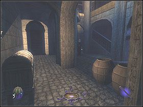 Otwórz pomieszczenie na lewo od stojącej przy wielkim pomniku kobiety, będzie to pomieszczenie Artemusa - Of Bretren... and Byetrayers [Opis 3] | Misja 7 - Thief: Deadly Shadows - poradnik do gry