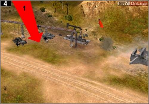 Jak tylko przetrzymasz pierwszy atak pokazany na obrazku #2, wybierz T-34 (w nim siedzi Aleksander) i jedź nim do miejsca pokazanego na powyższym obrazku - [Rosja] Misja 2 [Opis 2] w Codename Panzers - Faza Pierwsza - Codename: Panzers - Faza Pierwsza - poradnik do gry