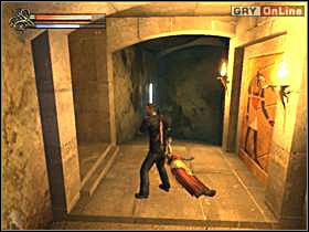 Spójrz na lewo i prawo po wyjściu - zobaczysz cztery okrągłe platformy, które się pojawiły - 17 - Żywiciel Serket cz.2 - Shade: Gniew Aniołów - poradnik do gry