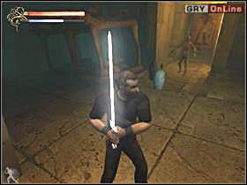 W korytarzu pokonaj silniejszego przeciwnika z mieczem - sługę Serket (lewy obrazek) - 17 - Żywiciel Serket cz.3 - Shade: Gniew Aniołów - poradnik do gry