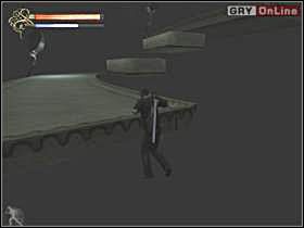 Dobiegniesz w końcu do platformy w podłodze widocznej na lewym obrazku - 29 - Maszyna cz.2 - Shade: Gniew Aniołów - poradnik do gry