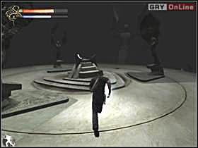 Następnie wespnij się po schodkach na czwarty, ostatni pierścień (lewy obrazek) - 29 - Maszyna cz.2 - Shade: Gniew Aniołów - poradnik do gry