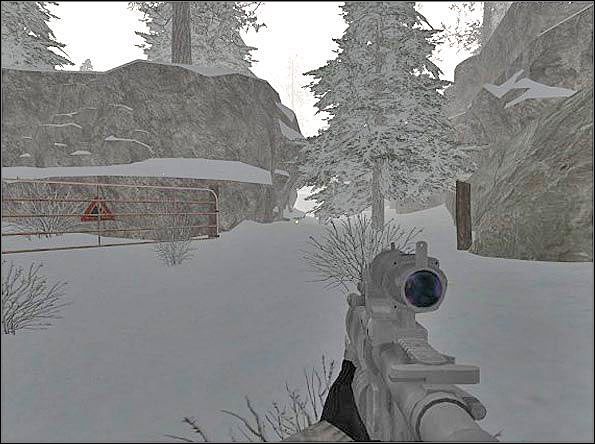 Tuz za choinką jest już strefa, w której o kulkę w głowę nie trudno - Assault (2) | SF Arctic | Americas Army Special Forces - Americas Army: Special Forces - poradnik do gry