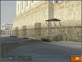 W dalszej drodze skorzystaj z naturalnej skoczni, która pozwoli Ci przefrunąć nad zaporą - Water Hazard (1) | Solucja Half-Life 2 - Half-Life 2 - poradnik do gry