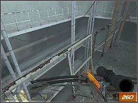 Gdy wyjdziesz po drugiej stronie, idź przed siebie i skręć w prawo - Anticitizen One (4) | Solucja Half-Life 2 - Half-Life 2 - poradnik do gry