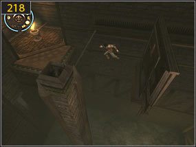 Gdy wciśniemy przycisk, szybko przebiegamy po ścianie w kierunku fragmentu ściany [217] i przedostajemy się na drugą jej stronę - Mechaniczna wieża - przeszłość (1) | Trybiki i śrubki | PoP Dusza Wojownika - Prince of Persia: Dusza Wojownika - poradnik do gry