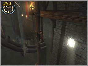 Gdy się ich pozbędziemy, przebiegamy po ścianie, tak aby się dostać na drugą stronę pomieszczenia [249] - Mechaniczna jama - przeszłość (1) | Trybiki i śrubki | PoP Dusza Wojownika - Prince of Persia: Dusza Wojownika - poradnik do gry