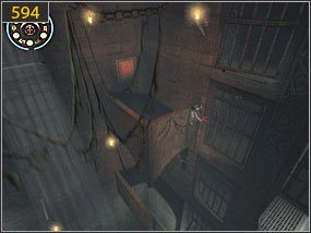 Stamtąd skaczemy na platformę, która się wysunie [593] i ponownie w kierunku zapadni, tyle że po drugiej stronie pomieszczenia - Święte jaskinie - teraźniejszość (1) | Twarz czasu | PoP Dusza Wojownika - Prince of Persia: Dusza Wojownika - poradnik do gry