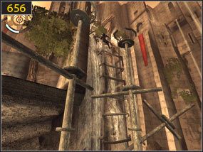 Następnie opuszczamy się po płótnie [655] i skaczemy na pionowe pale (z jednego na drugi) - Klif - przeszłość (1) | Ścieżka upiora piasku | Prince of Persia Dusza Wojownika - Prince of Persia: Dusza Wojownika - poradnik do gry