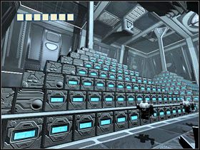 Znajdujesz się w przechowalni wszystkich trumien z więźniami, które ułożono na kształt piramid - 35 - Cryo Piramids | Solucja | Kroniki Riddicka Ucieczka z Butcher Bay - Kroniki Riddicka: Ucieczka z Butcher Bay - poradnik do gry