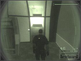 4 - MCAS Banco de Panama (7) | Panama | Tom Clancys Splinter Cell Chaos Theory - Tom Clancys Splinter Cell: Chaos Theory - poradnik do gry