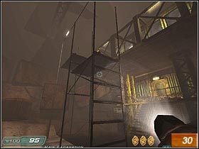 W środku będziesz musiał stawić czoła dużej ilości Wraithów, a także Triteów - Erebus - Level 3 cz.1 | Doom 3 Resurrection of Evil - Doom 3: Resurrection of Evil - poradnik do gry